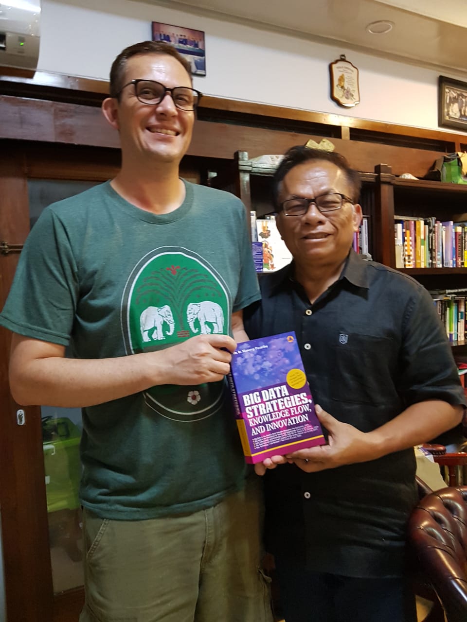 Dr. Manerep Pasaribu